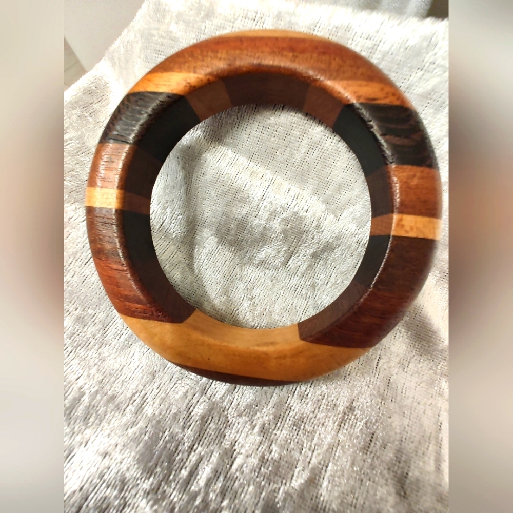 Vintage Banded Wood Bangle Bracelet 7.75 in